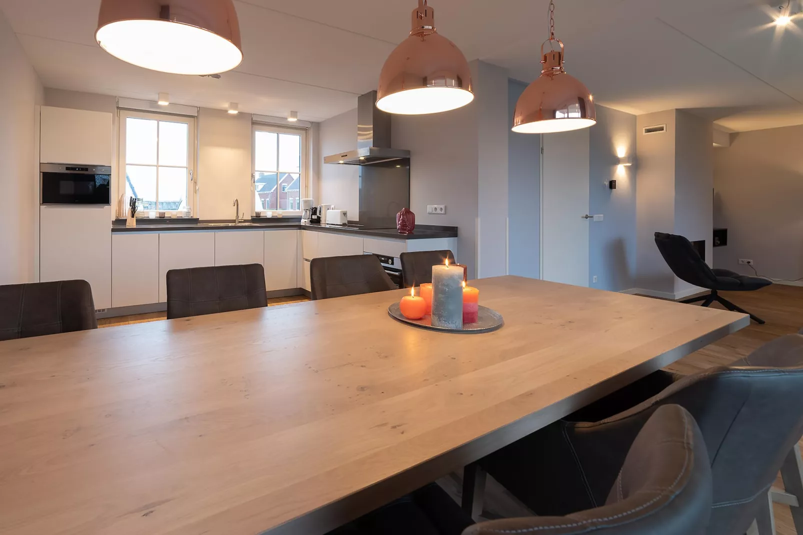 6 persoons vrijstaand met sauna/hond-Dining room