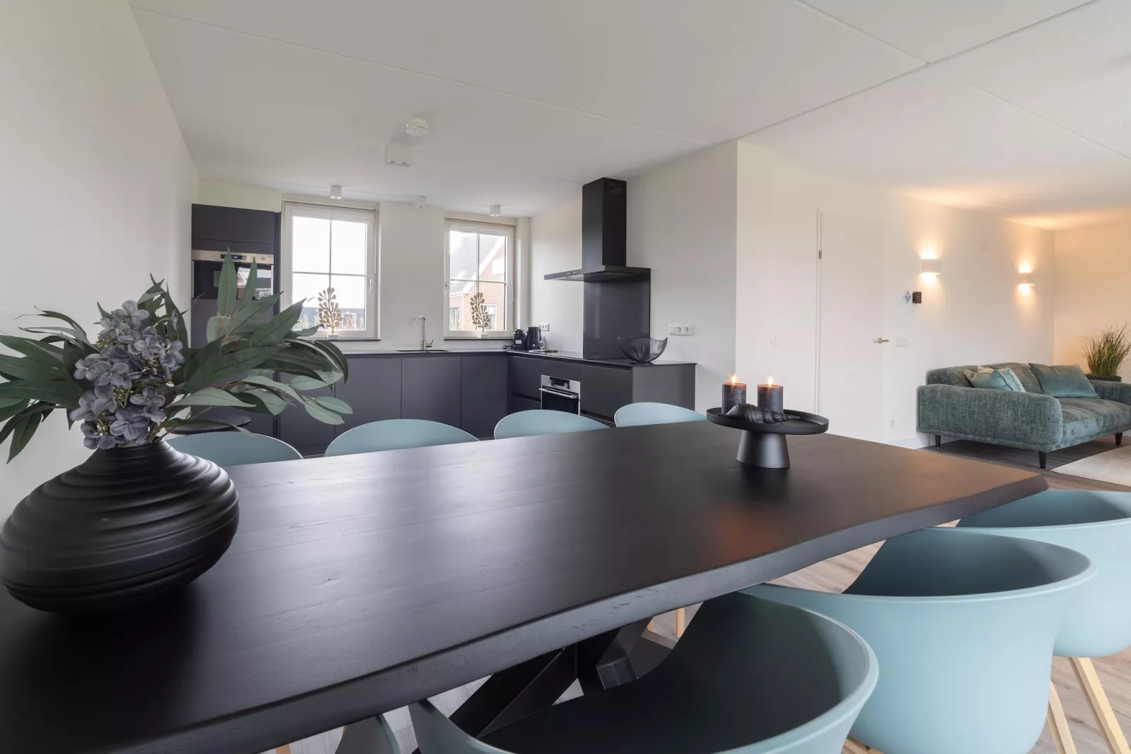 6 persoons vrijstaand met sauna/hond-Dining room