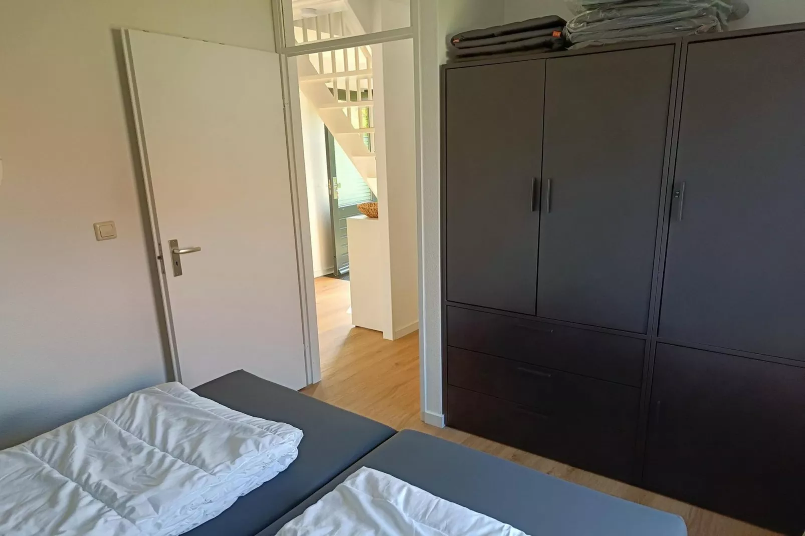 Schoneveld 124 Zeemeeuw Breskens-Bedroom