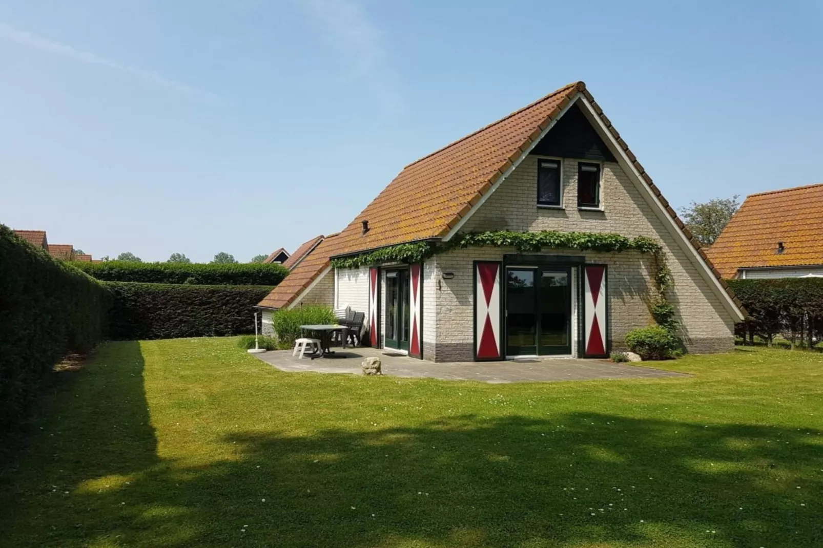 Schoneveld 170 Zeemeeuw Breskens-Exterior summer
