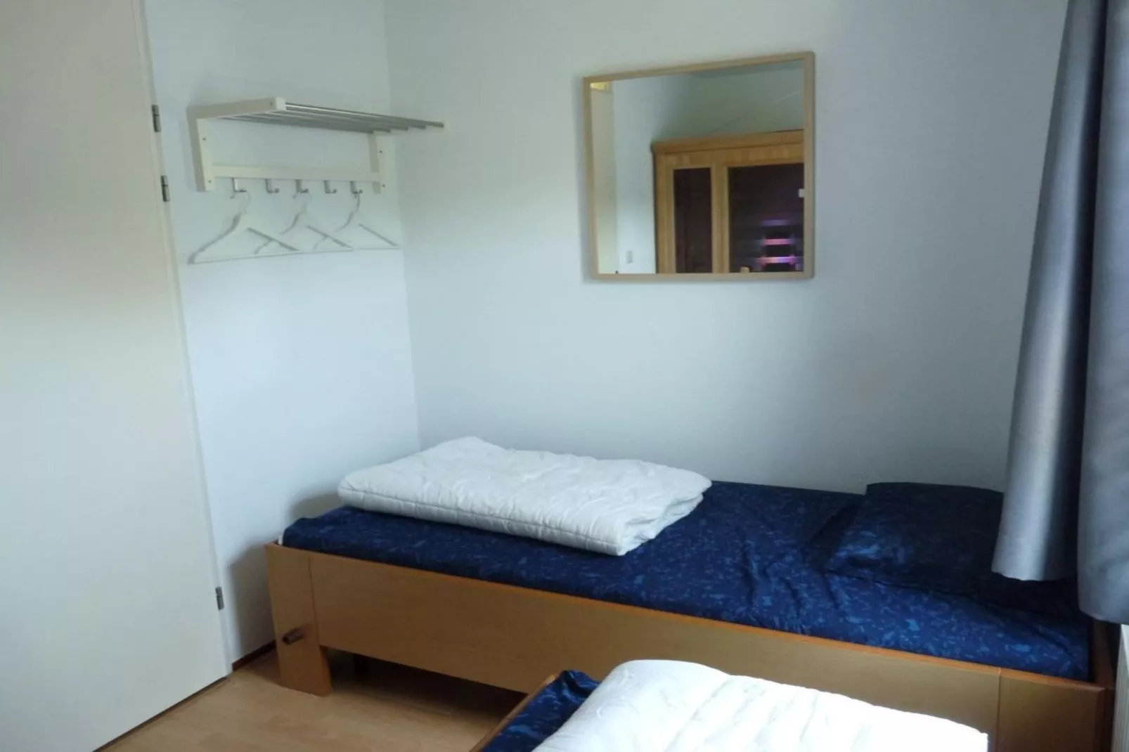 Schoneveld 246 Stern Breskens-Bedroom