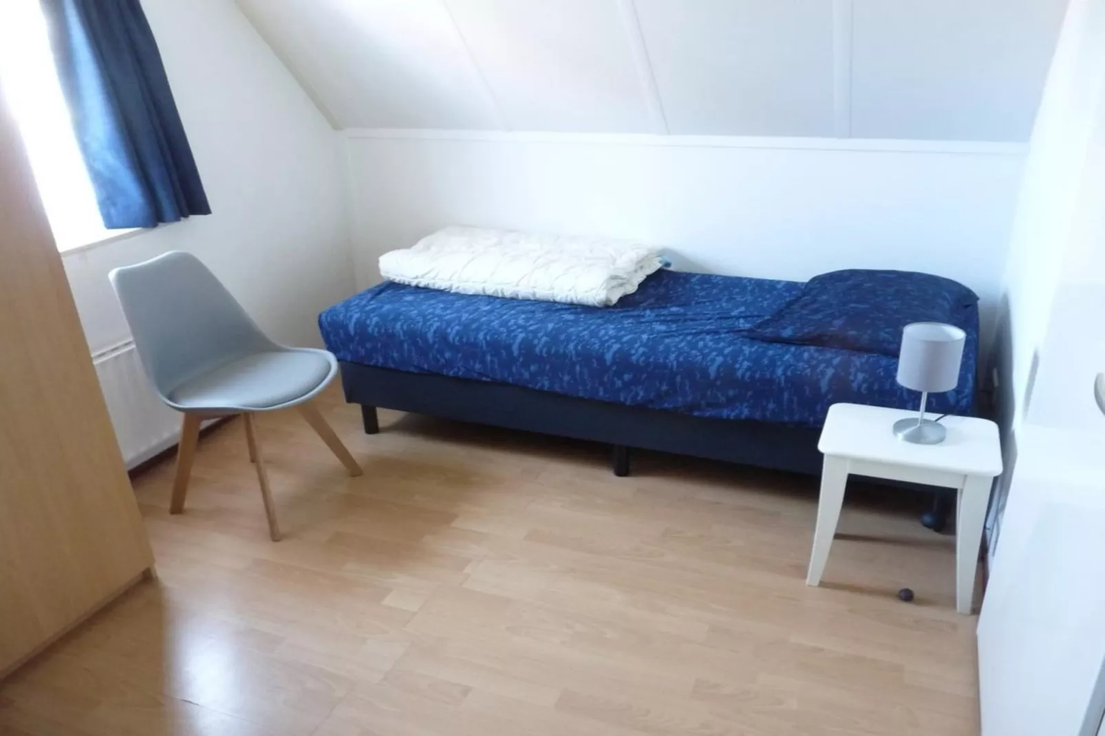 Schoneveld 246 Stern Breskens-Bedroom