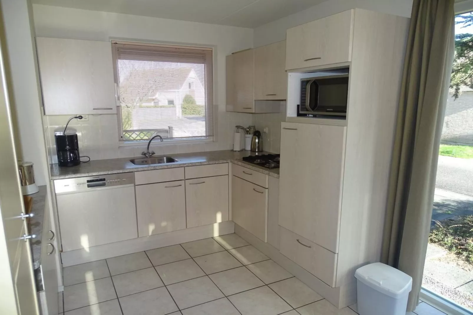Scheldeveste 159 Zwin Breskens-Kitchen