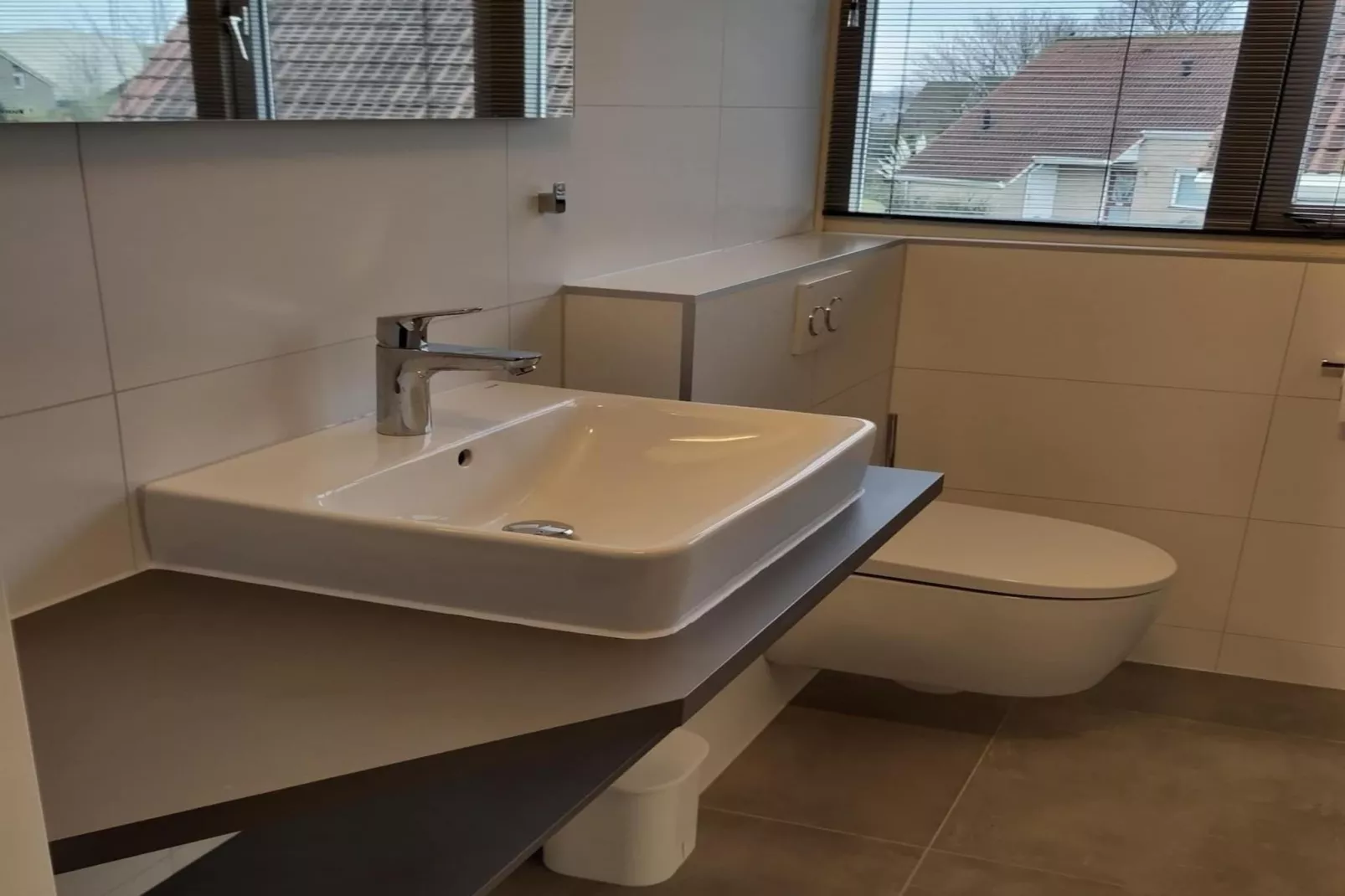 Scheldeveste 159 Zwin Breskens-Bathroom