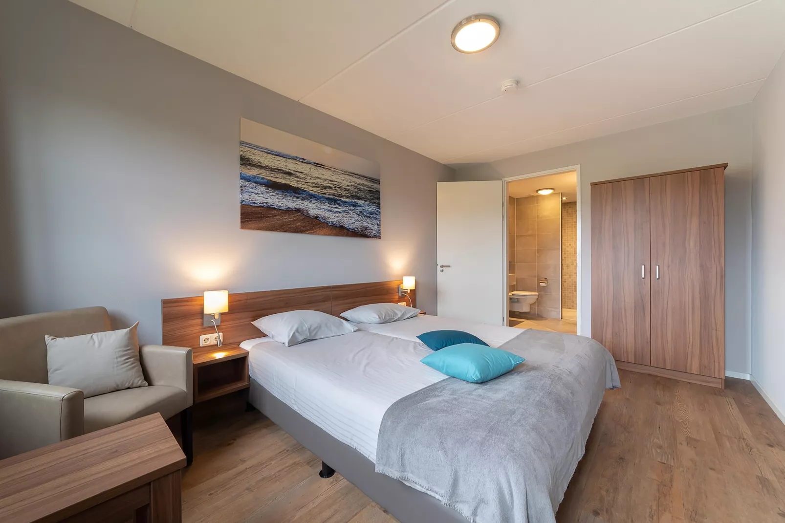 Charming Beveland-Bedroom