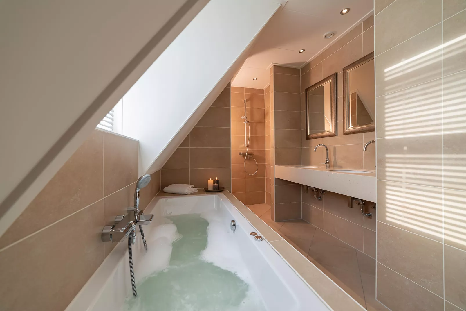 Charming Beveland-Bathroom