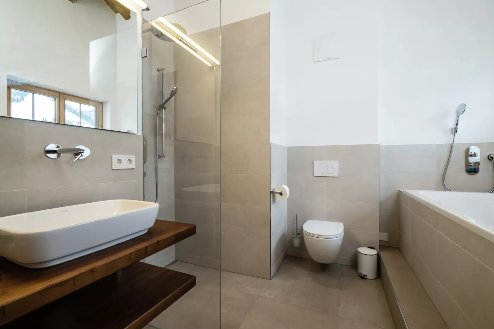 Chalet Lindelodge-Bathroom