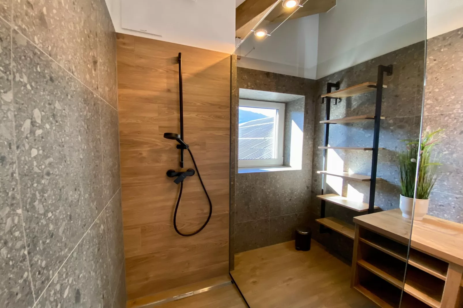 Penthouse "Voll-Bartl" 5-6 Personen-Bathroom