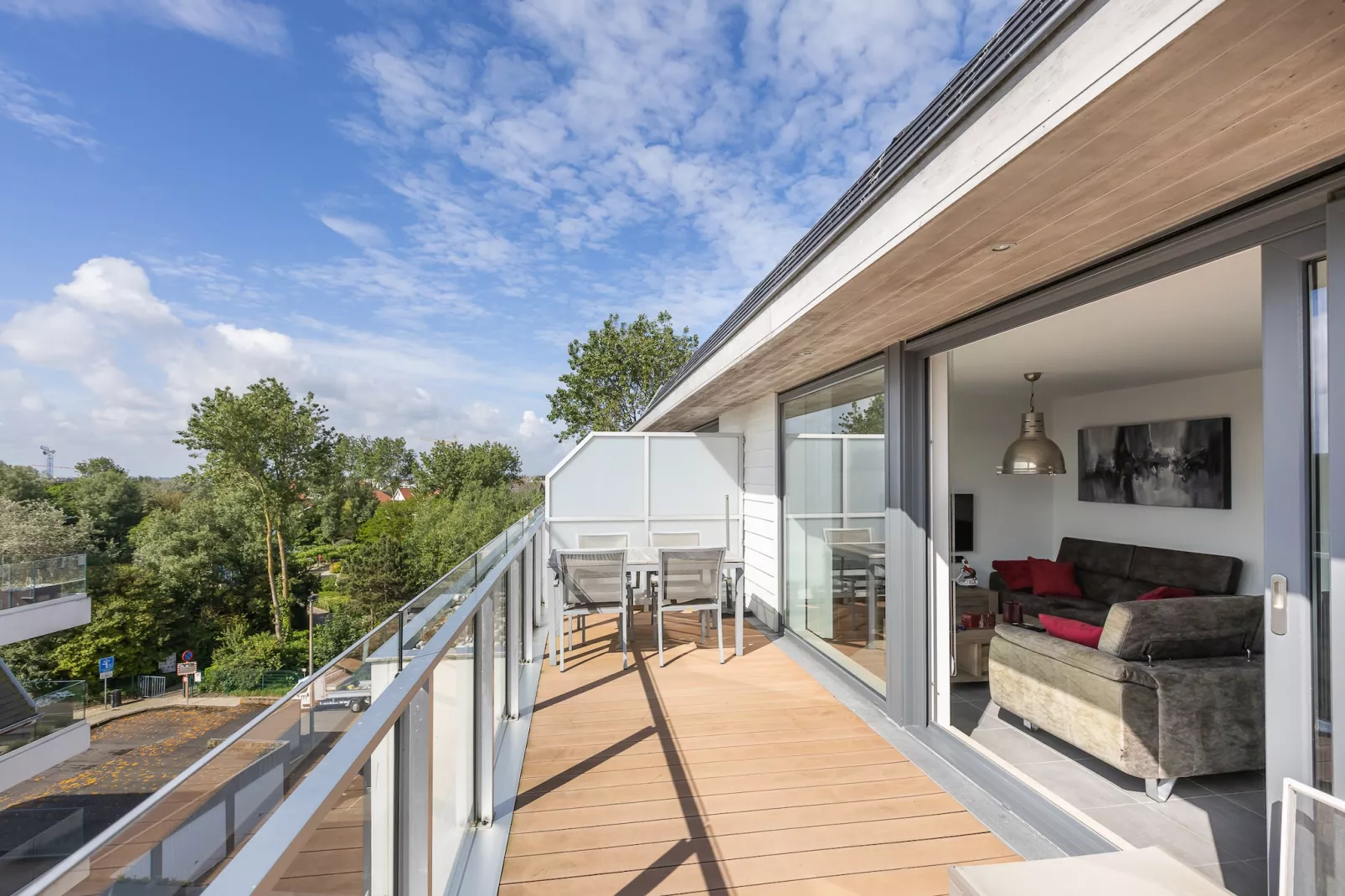 Emily 0401-Terrace balcony