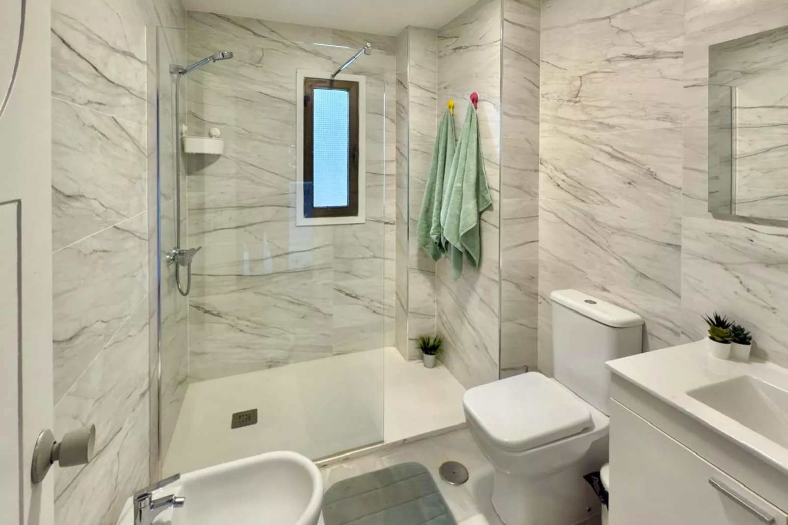 Al-Bayda-Bathroom