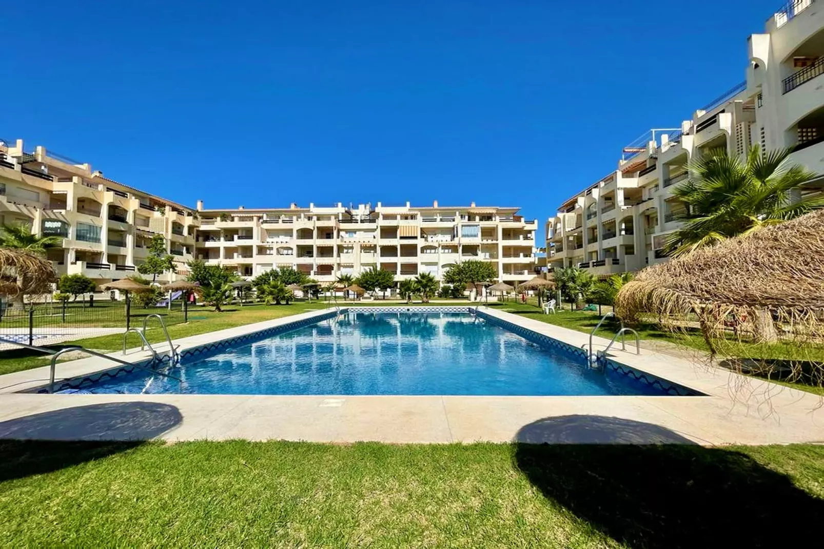 poolofhouse