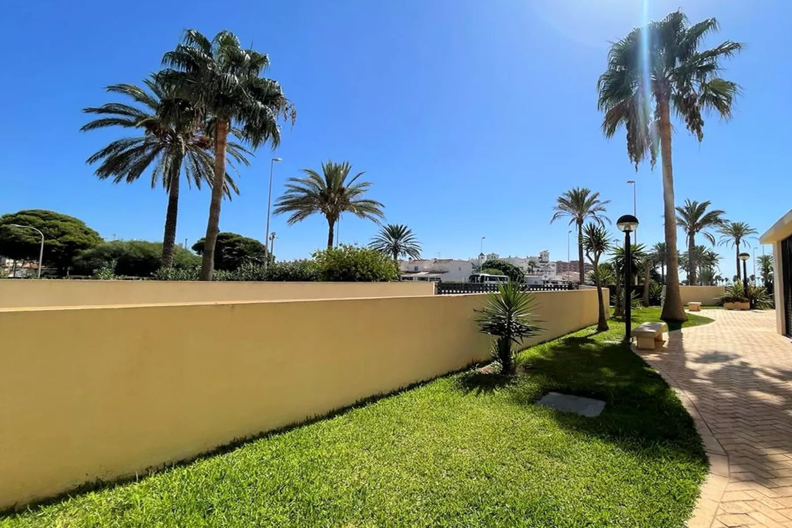 Vereda Golf IV-Gardens summer