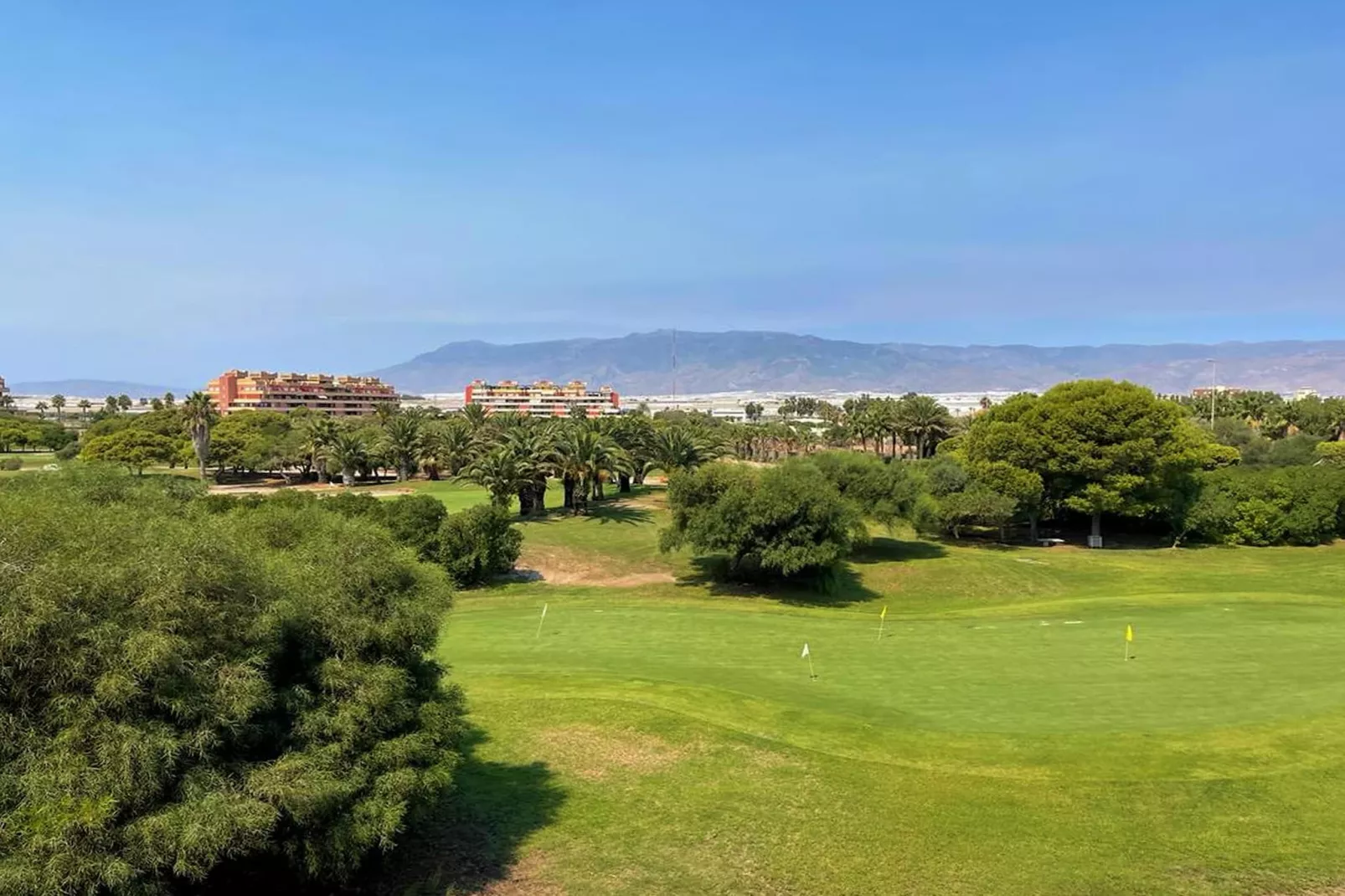 Vereda Golf IV-Areas summer 5km