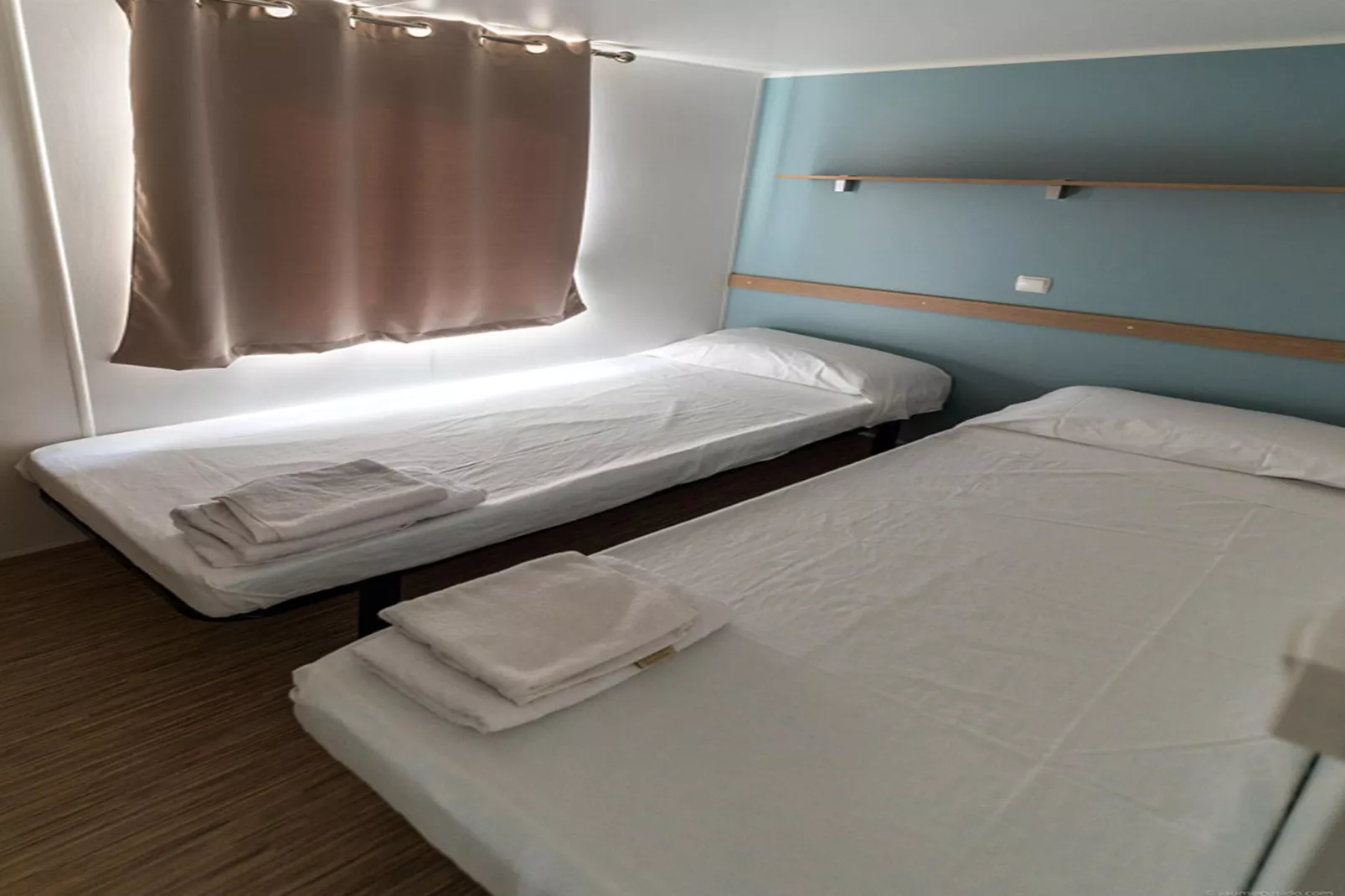 Camping Rocagrossa Mobile Home 6 people-Bedroom