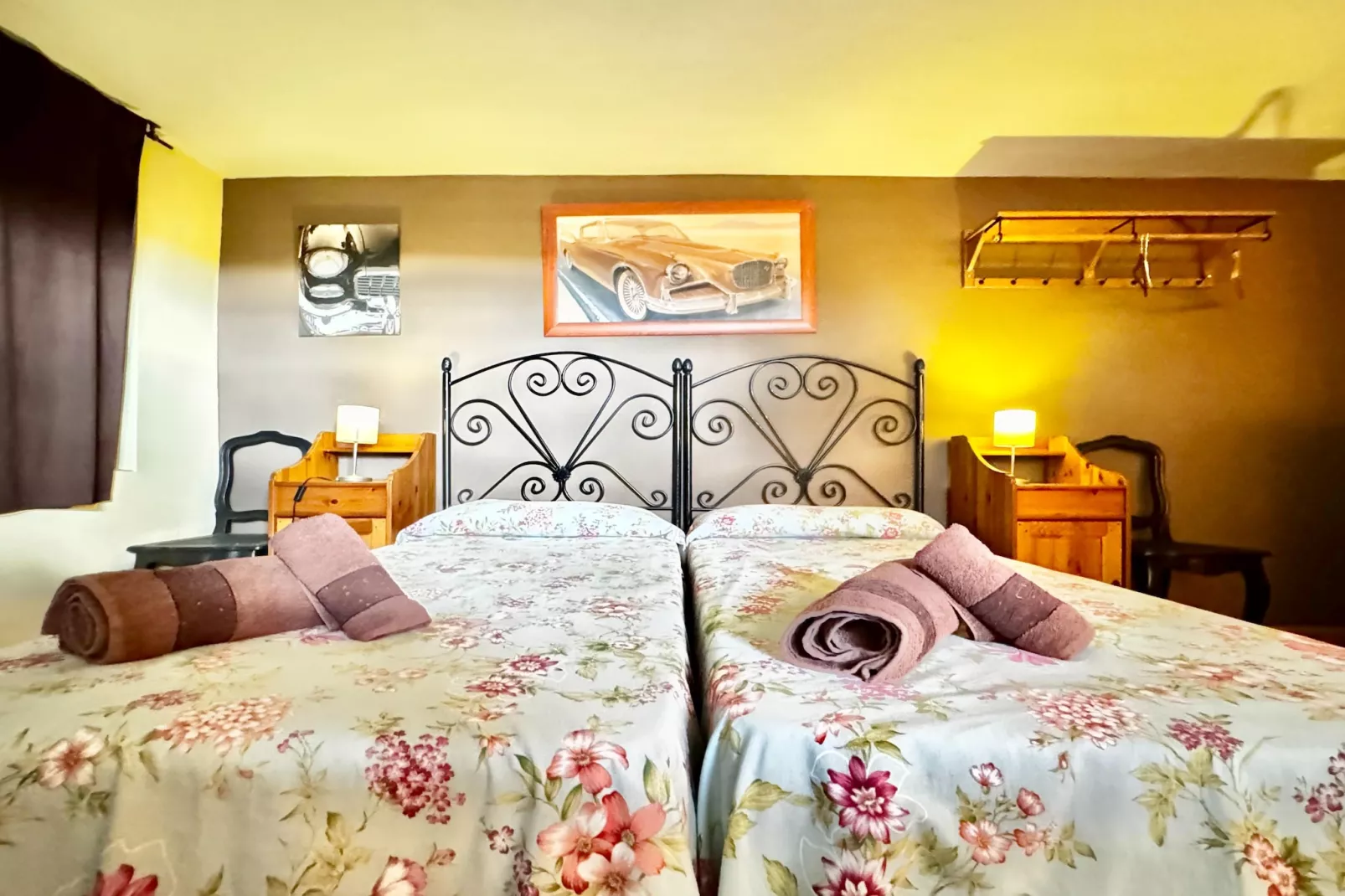 Abantos-Bedroom
