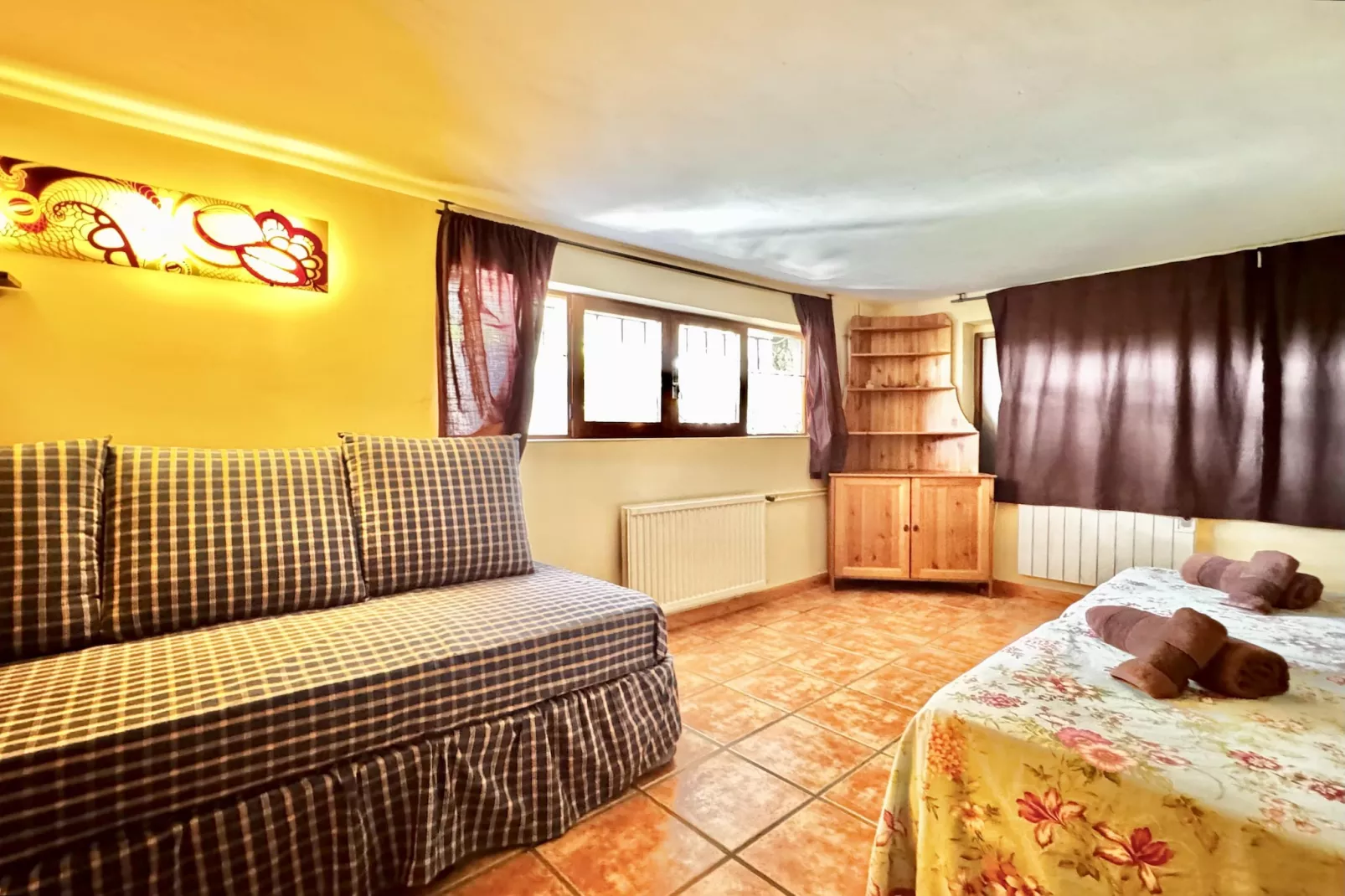 Abantos-Bedroom
