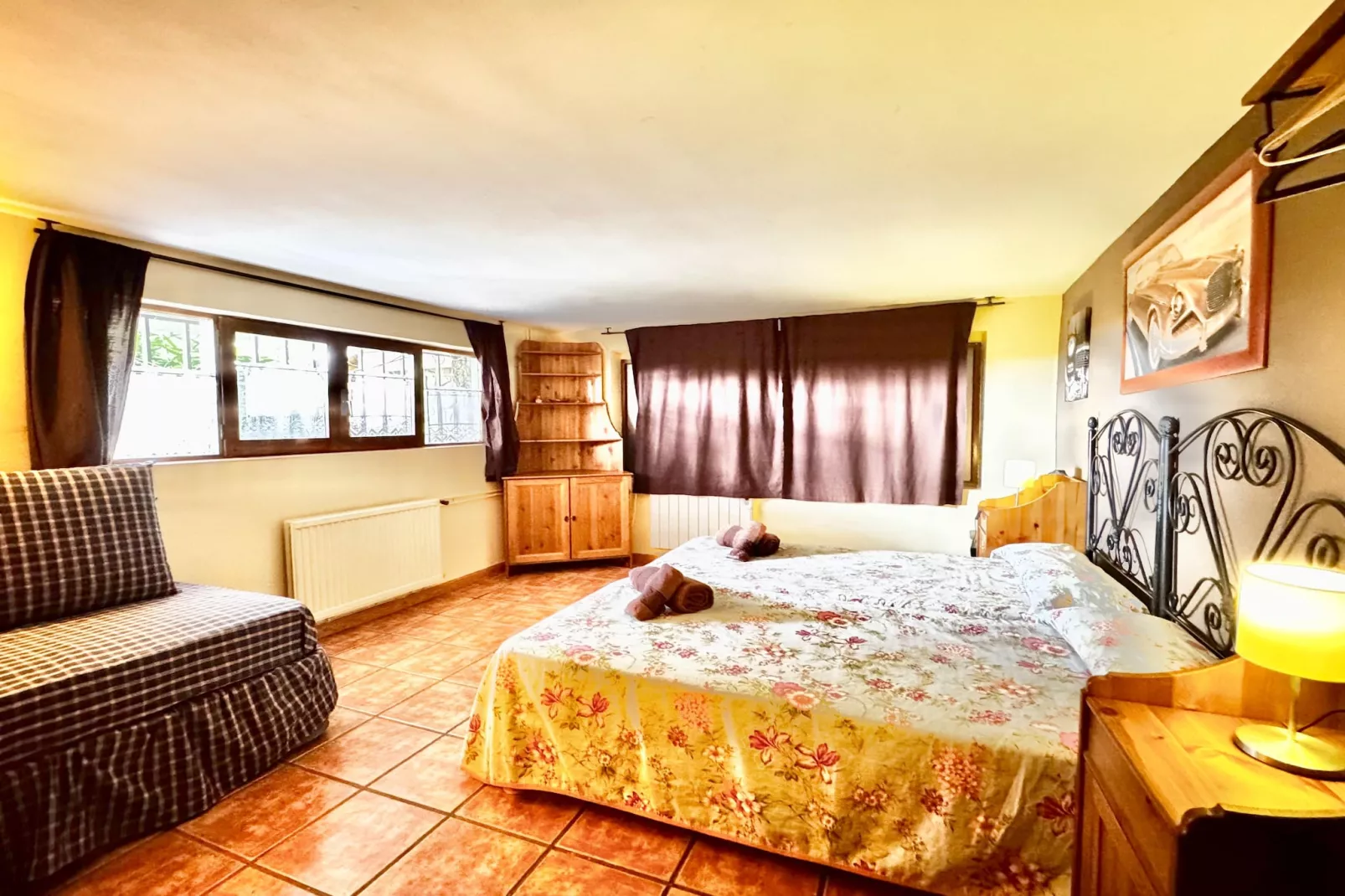 Abantos-Bedroom