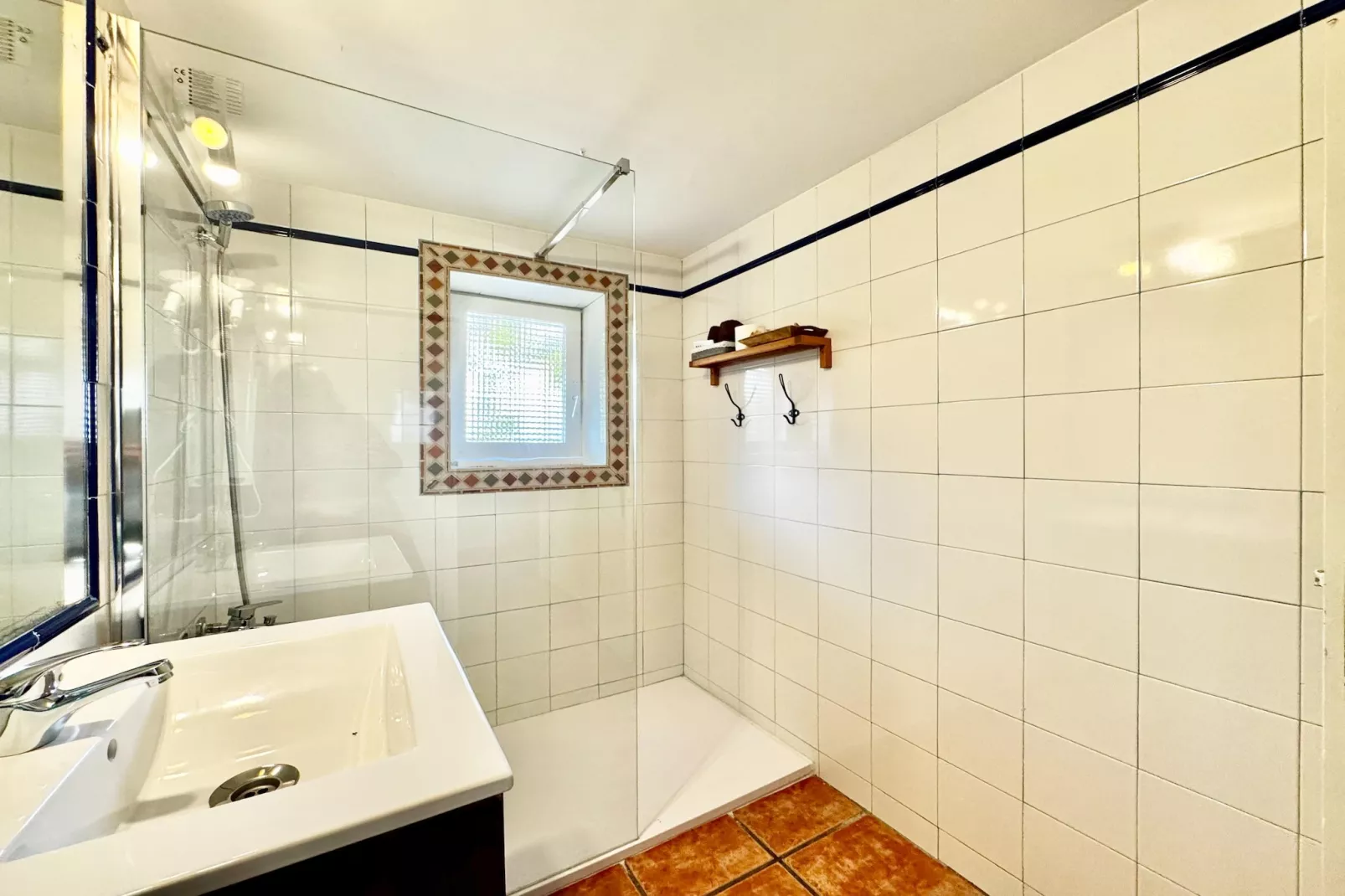 Abantos-Bathroom