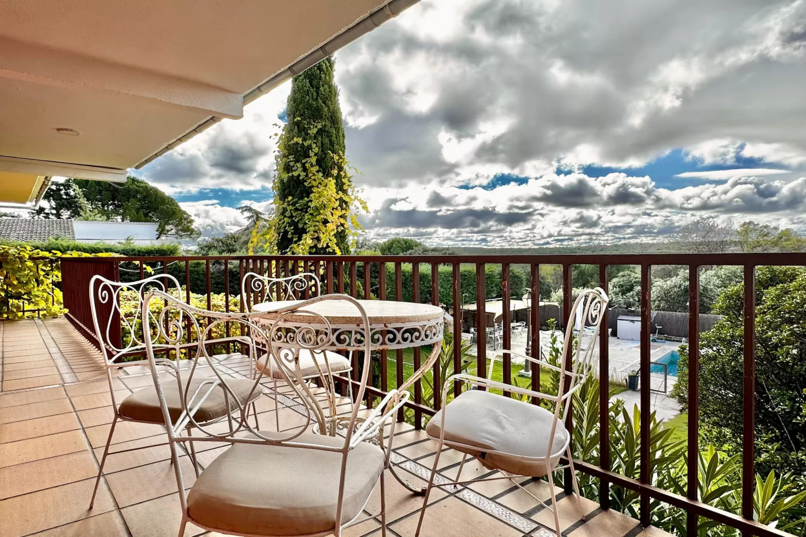 7 Picos-Terrace balcony