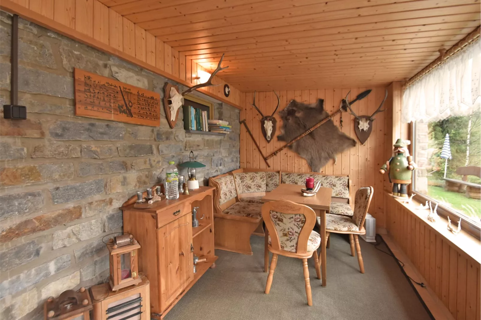 Am Mühlberg-Living room