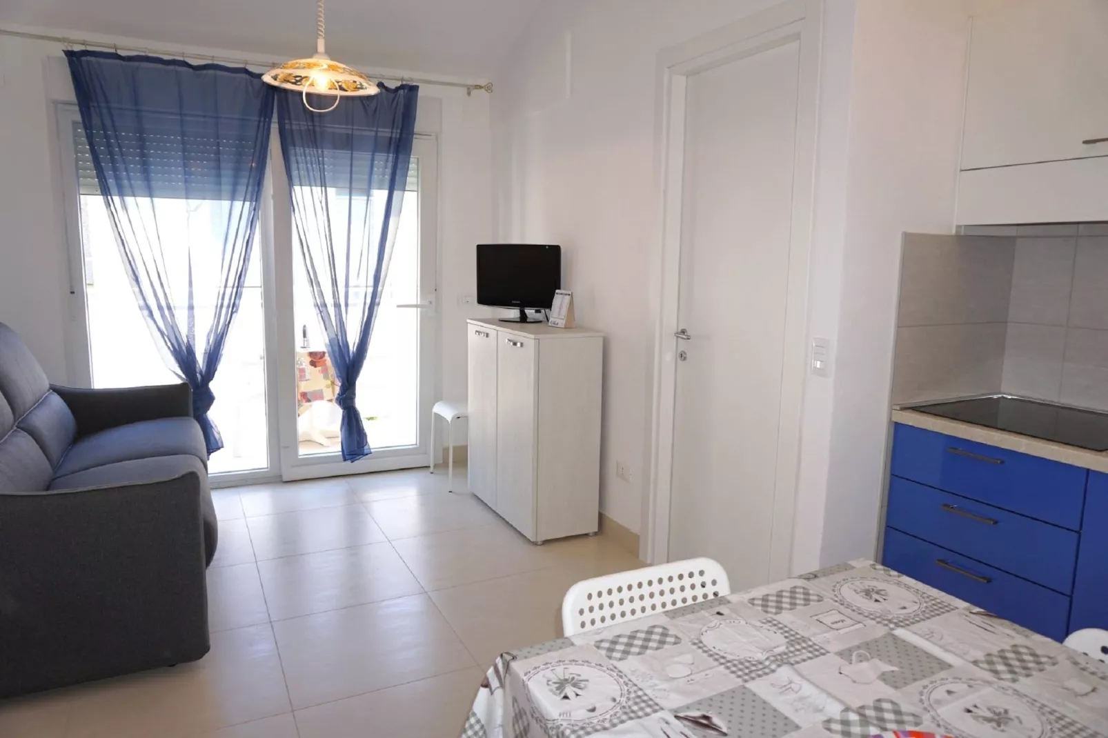 Pleiadi P1-Living room