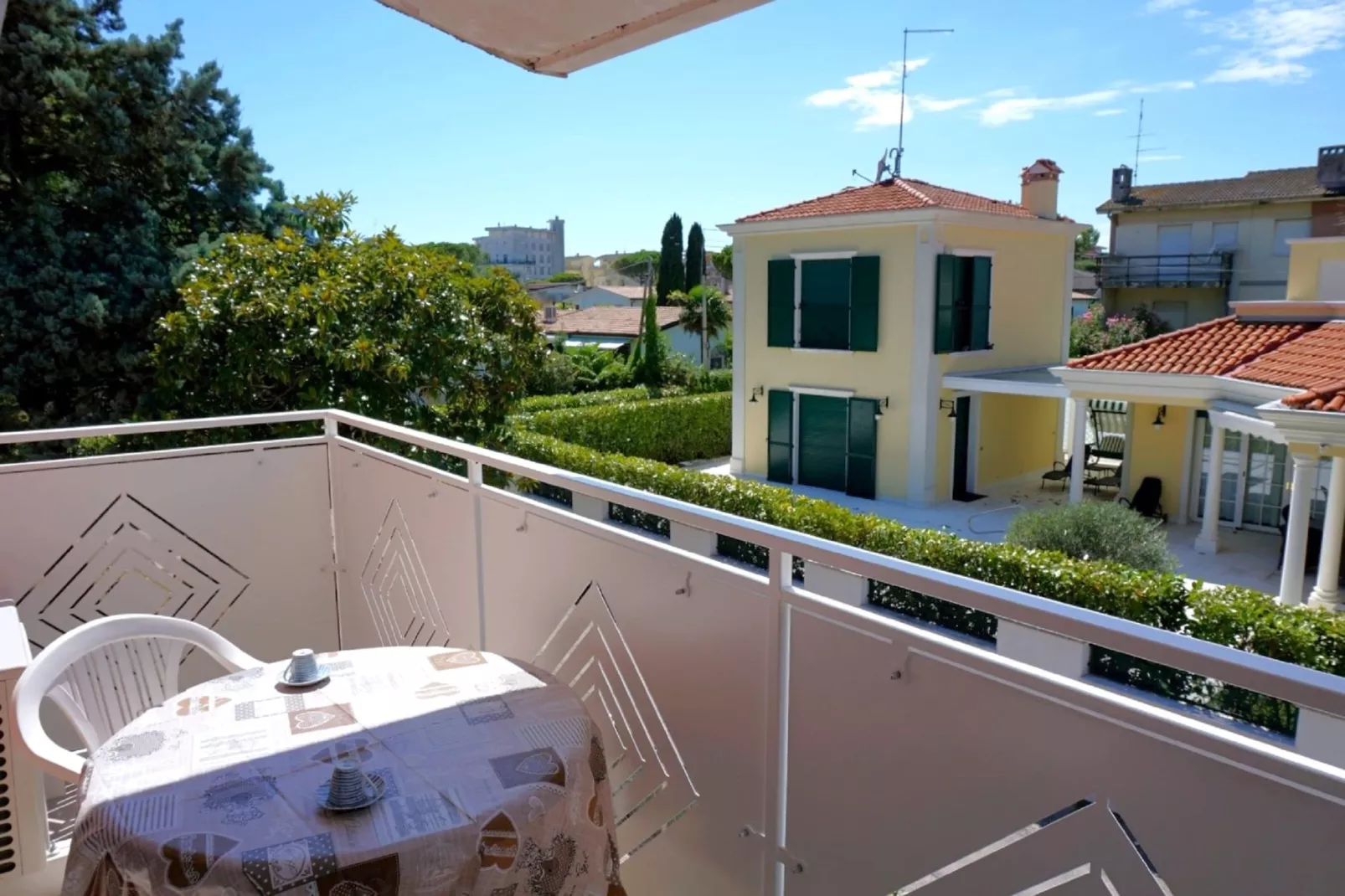 Pleiadi P1-Terrace balcony
