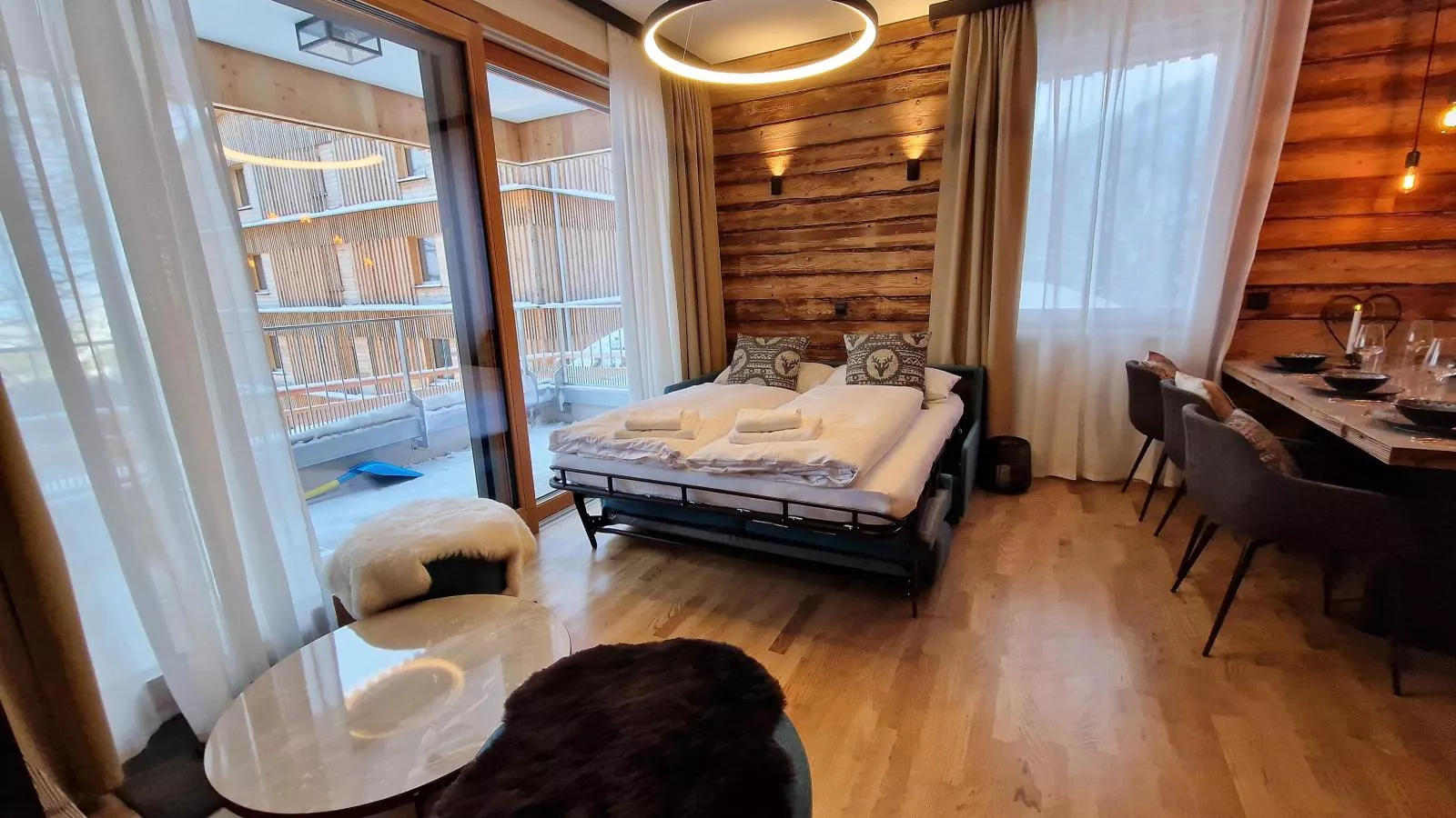 Zirbennest Sonnenalpe Nassfeld-Living room