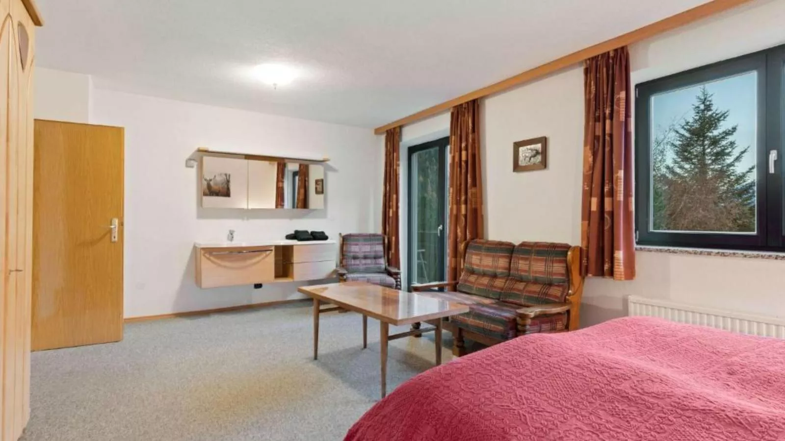 Landhaus Herz der Tauern-Bedroom
