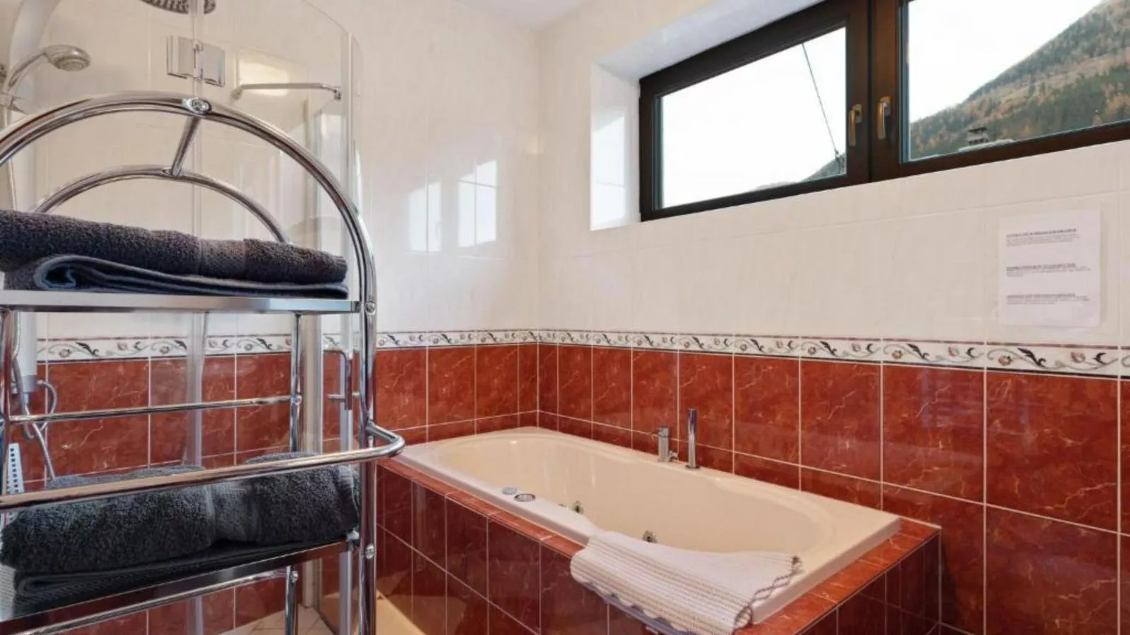 Landhaus Herz der Tauern-Bathroom