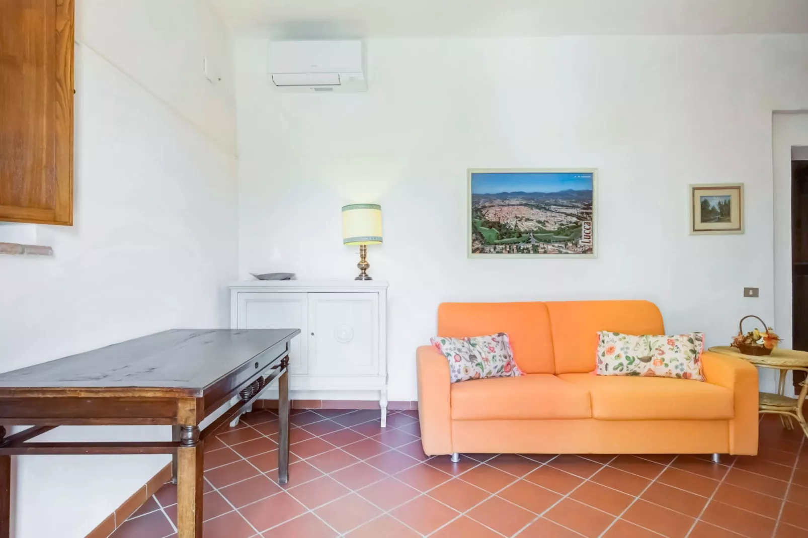 Girasole-Living room