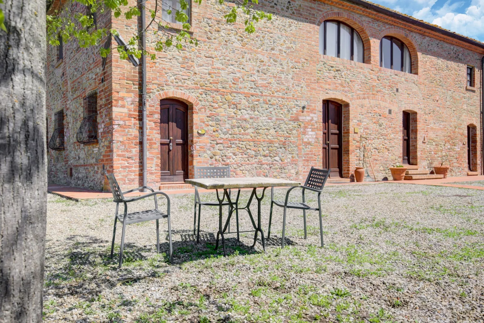 Girasole-Terrace balcony