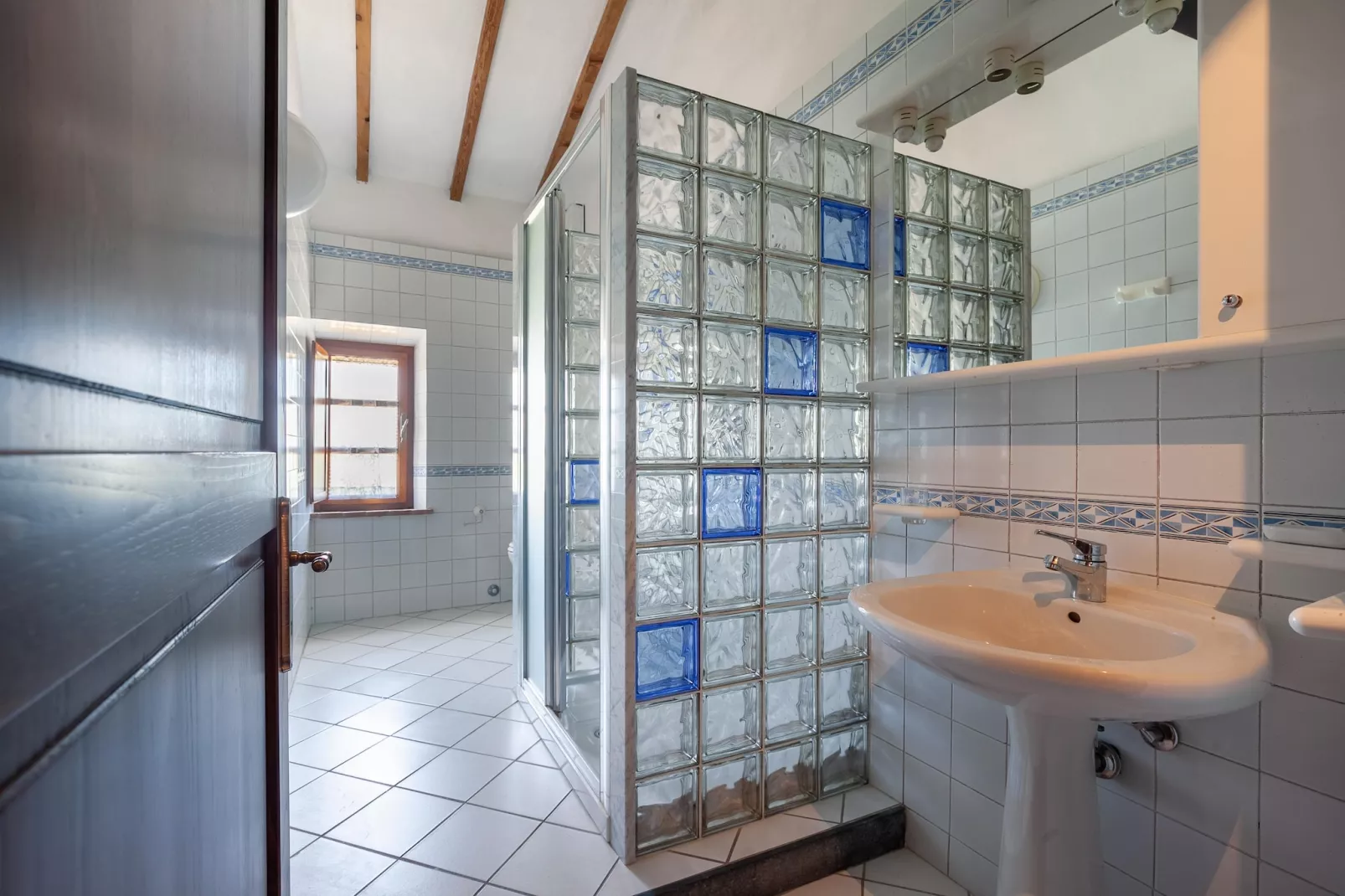 Lavanda-Bathroom