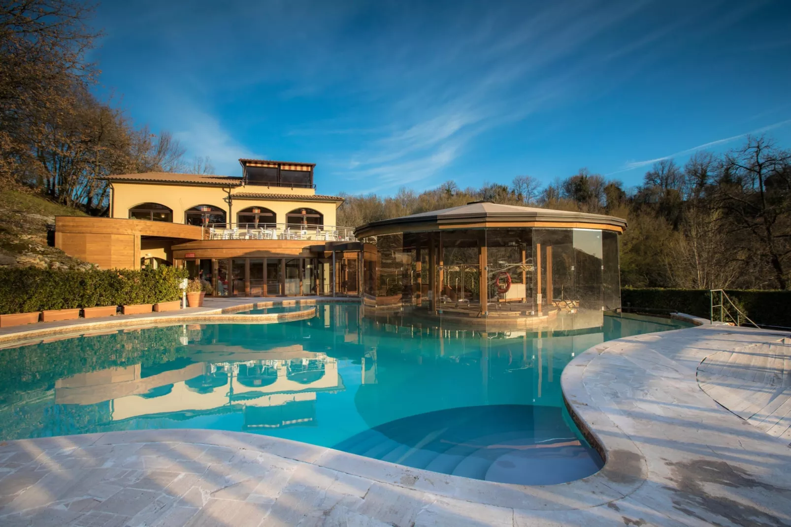 Bilocale-Pool