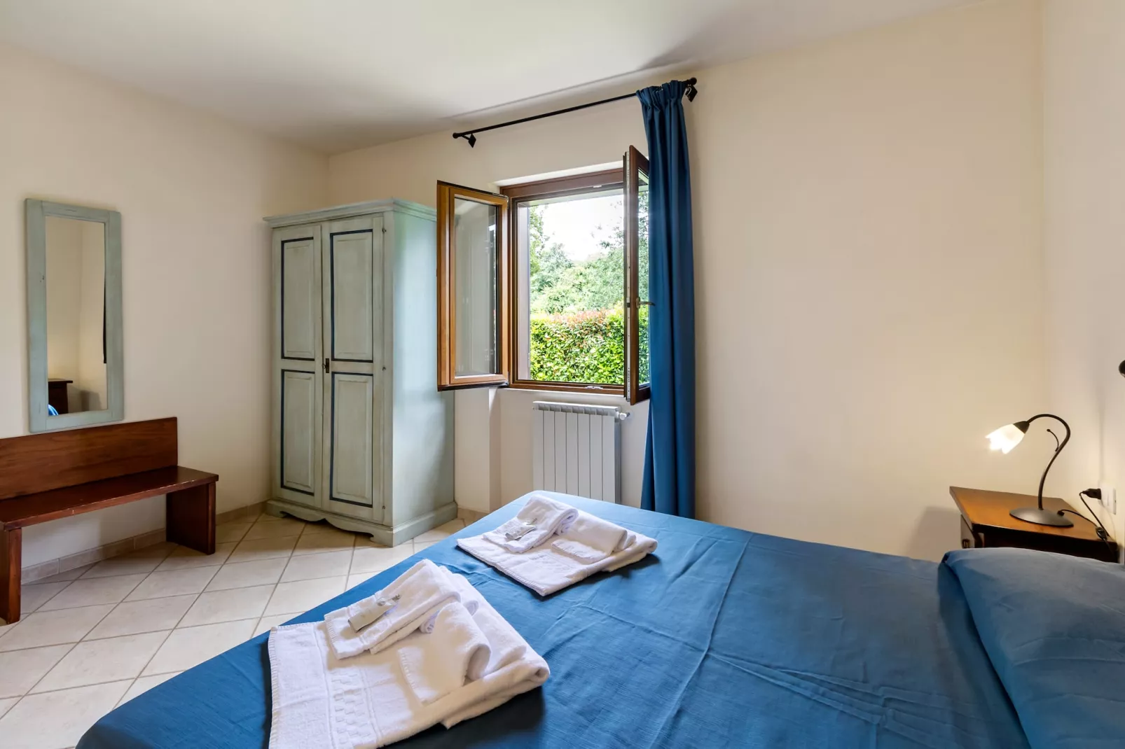 Bilocale-Bedroom