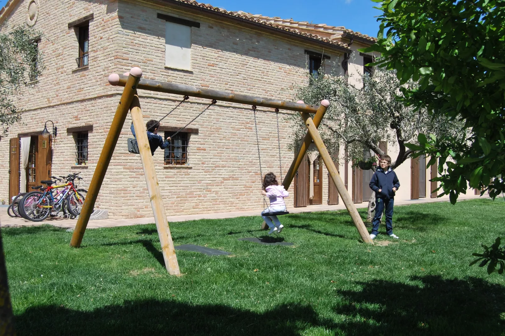 Moncaro-Exterior summer