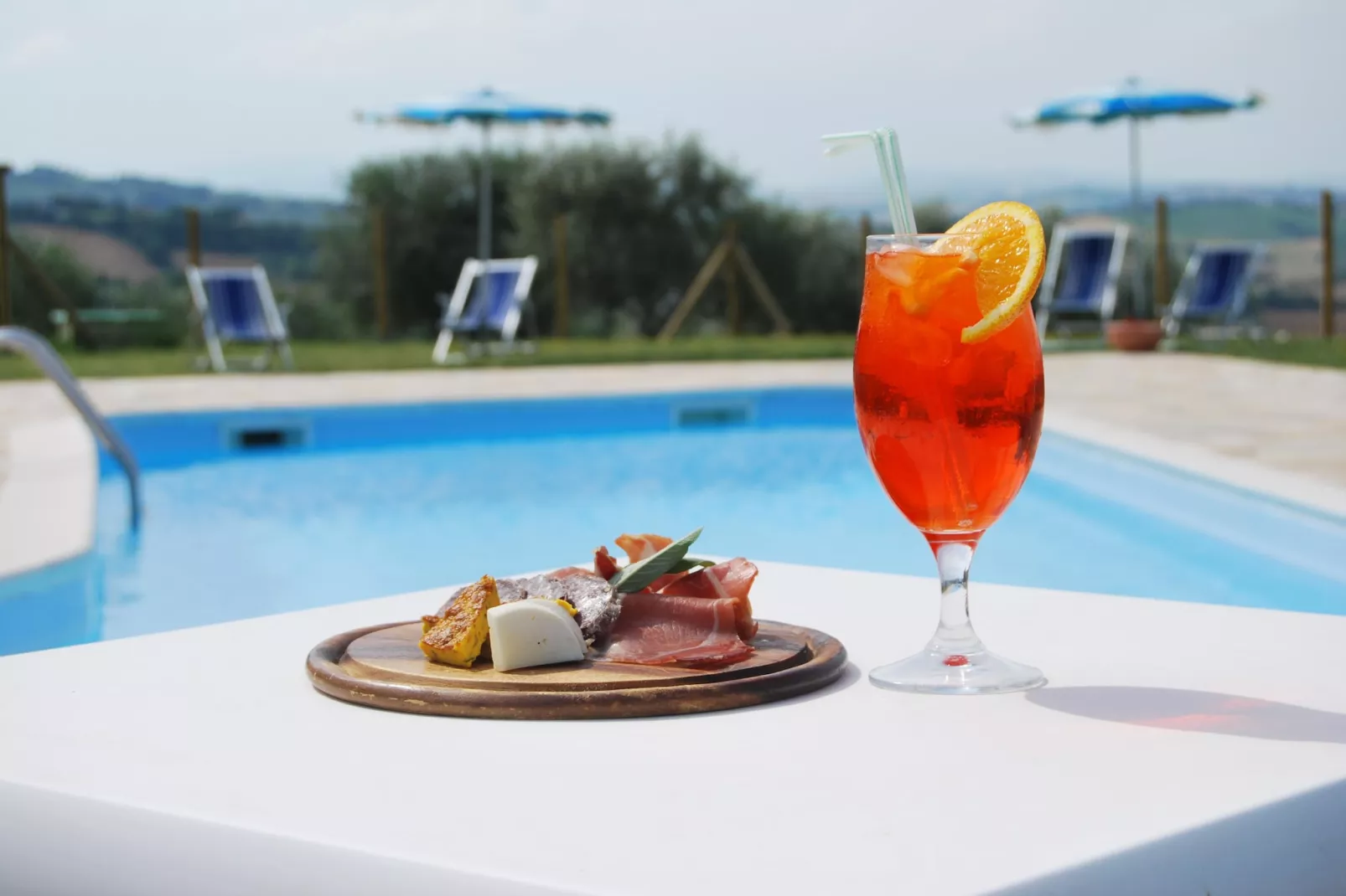 Moncaro-Pool
