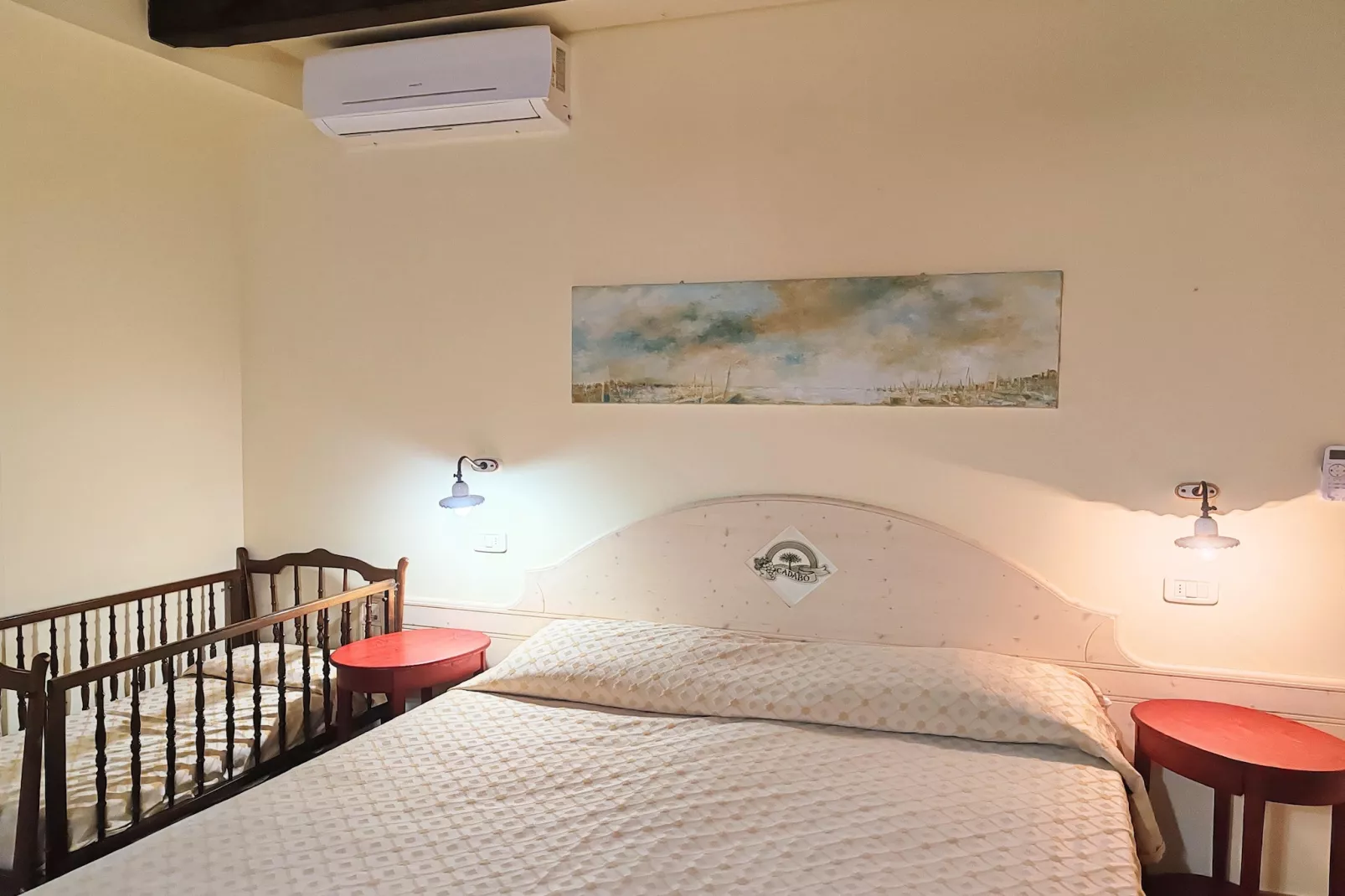 Moncaro-Bedroom