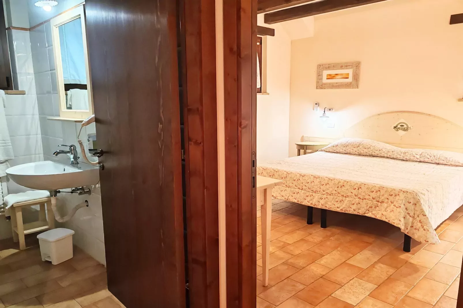 San Lorenzo-Bedroom