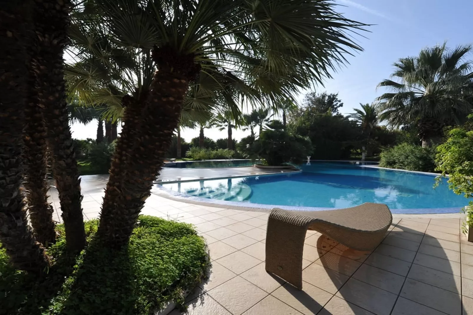 La Brunetta-Pool