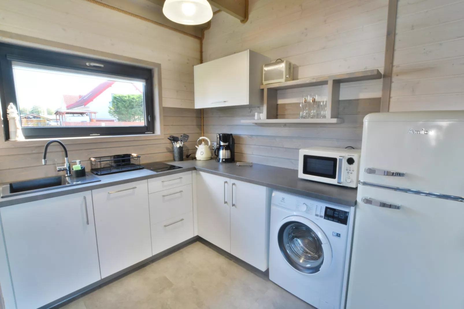 Domki wakacyjne PREMIUM dla 8 osób Sianożęty-Kitchen
