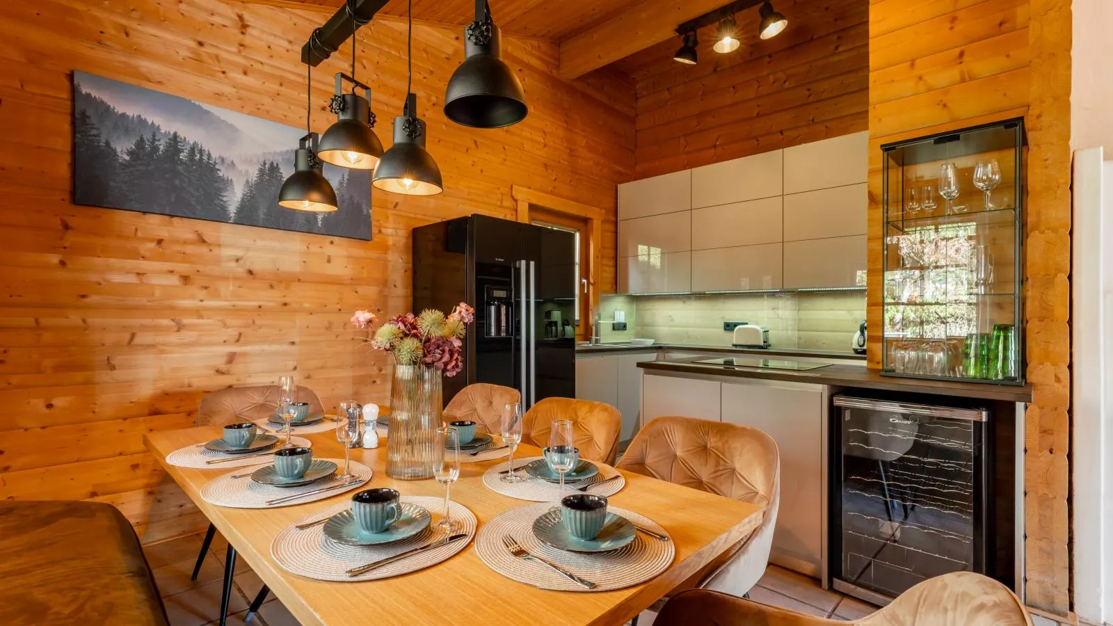 TraumLodge-Dining room