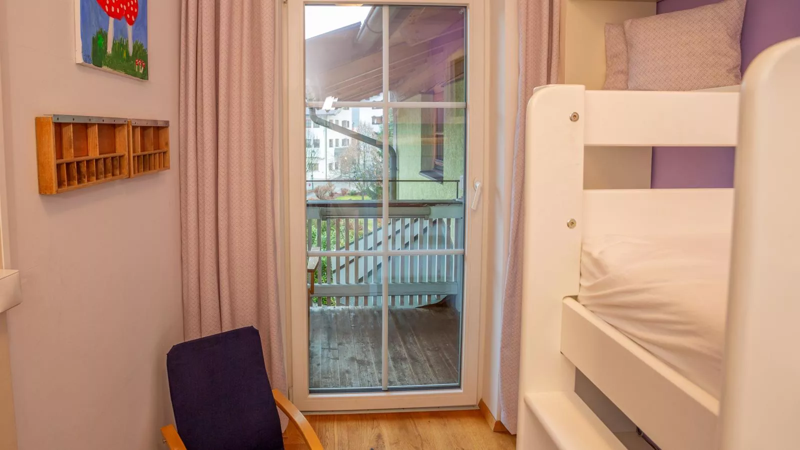 Rosenberger I und II-Bedroom