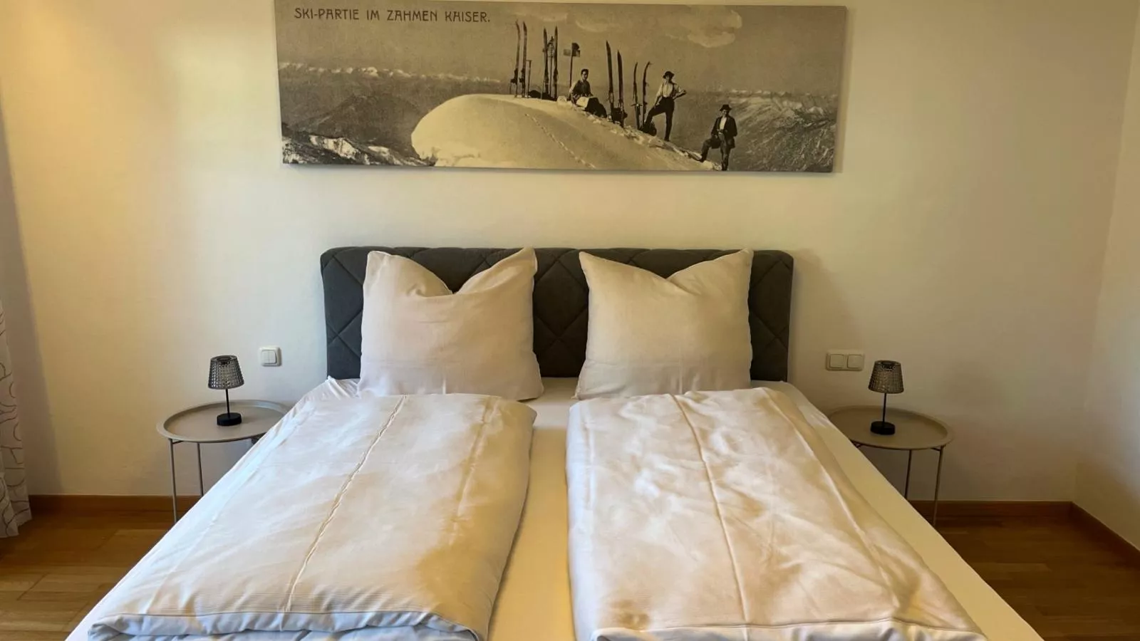 Rosenberger I und II-Bedroom