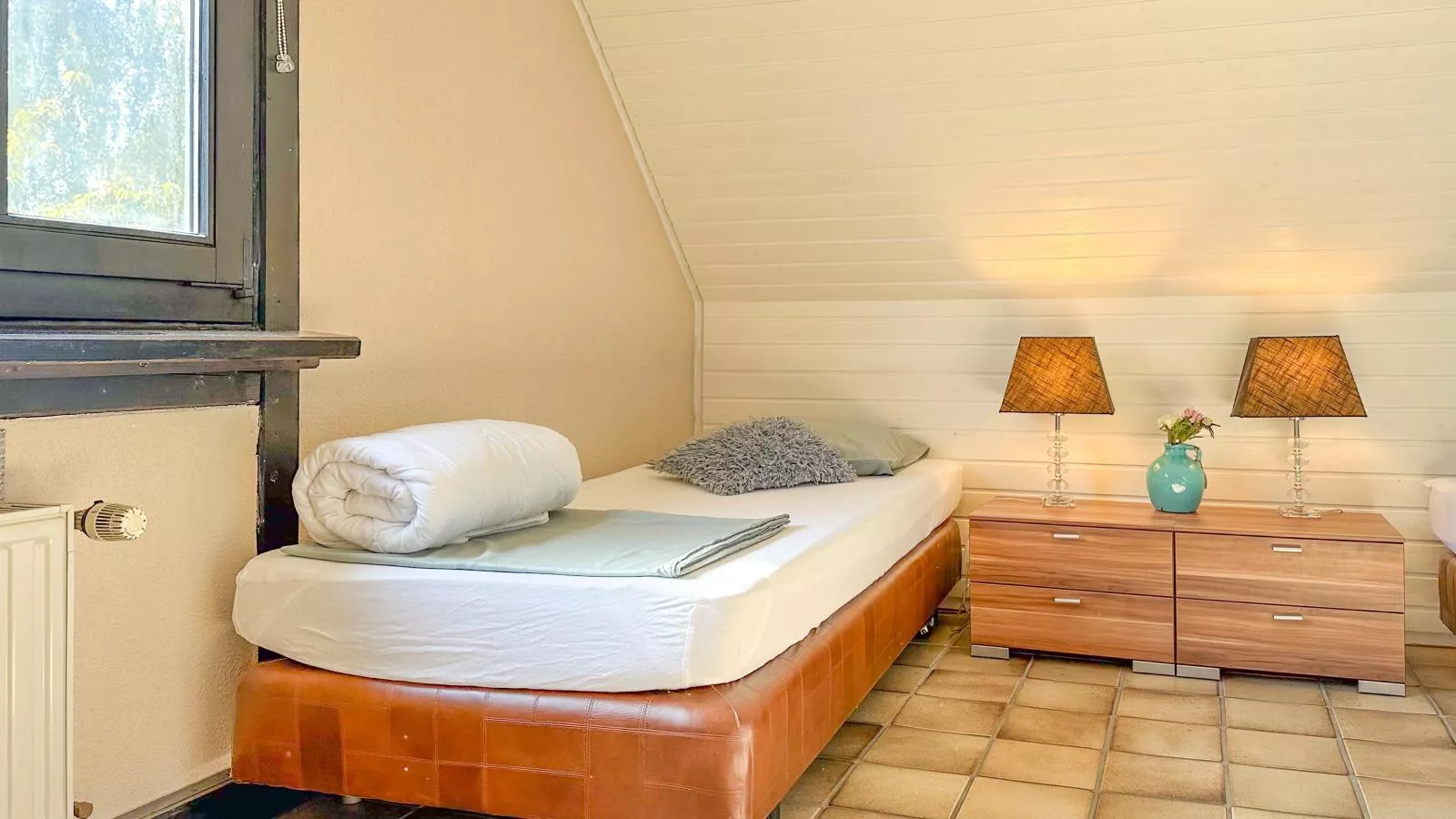 Rosegarden-Bedroom