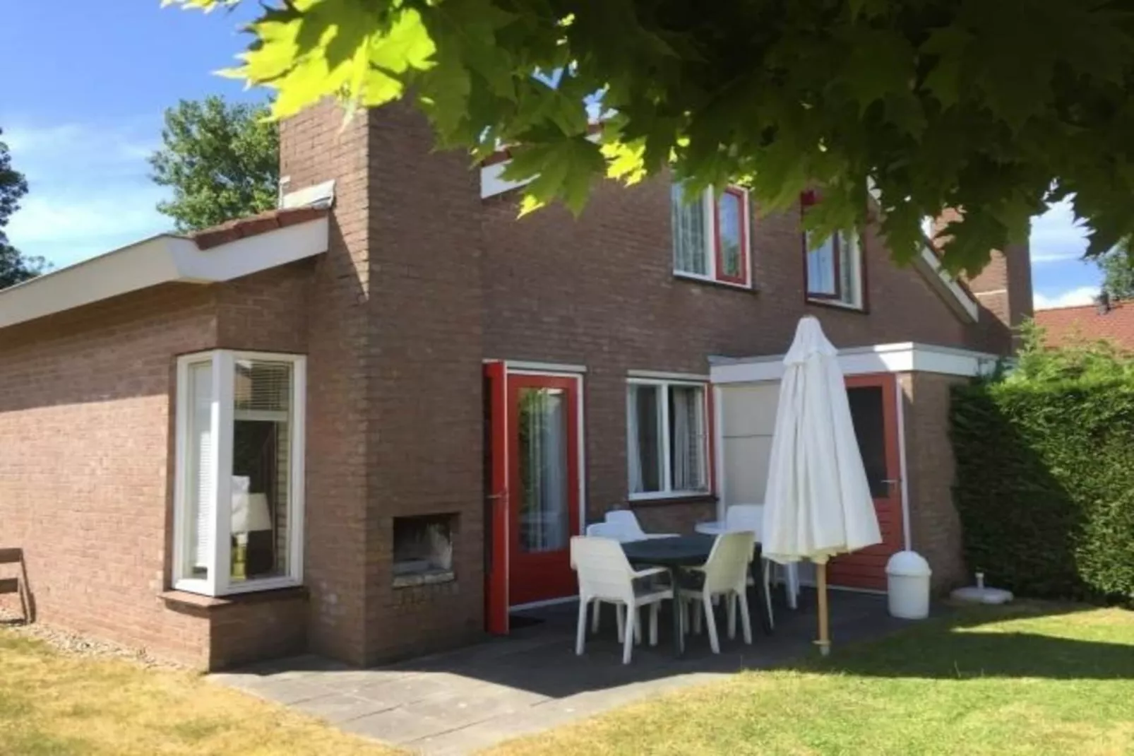 Schoneveld 371 Strandparel Breskens-Exterior summer