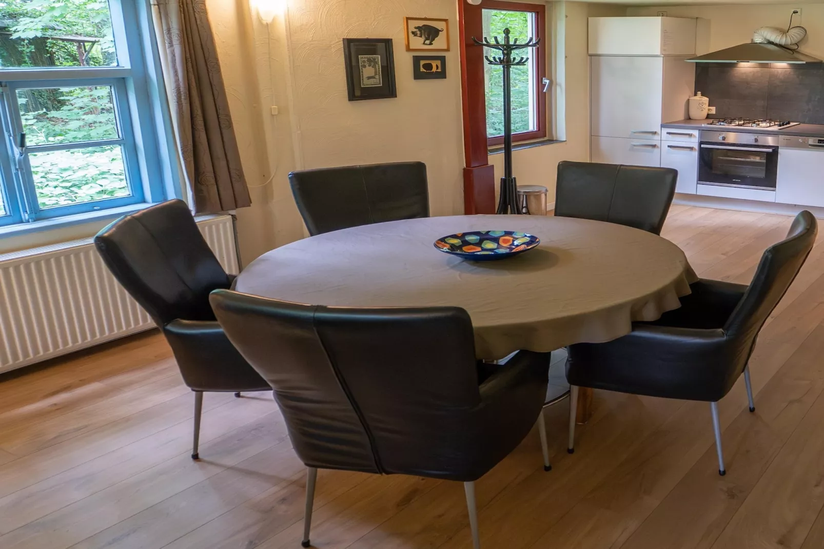 Boshuisje-Dining room