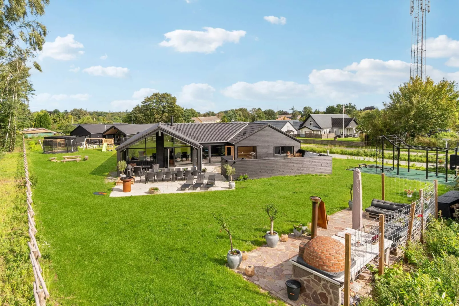 5 star holiday home in Dronningmølle-Outdoor
