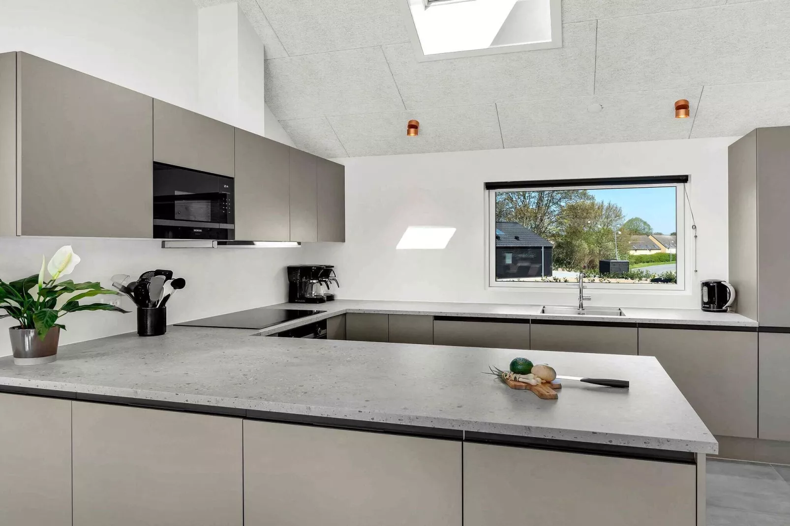 5 star holiday home in Dronningmølle-Indoor