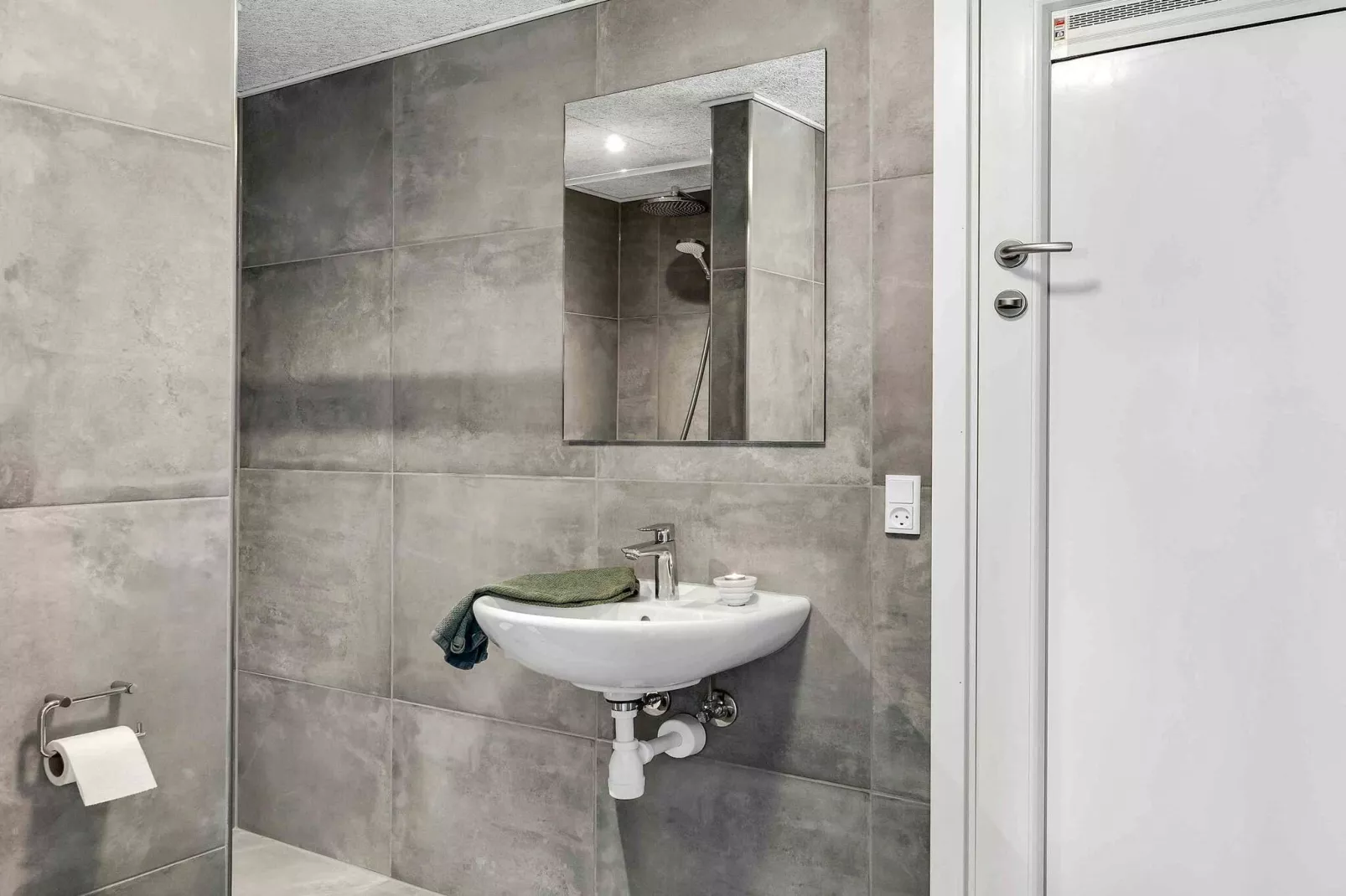 5 star holiday home in Dronningmølle-Indoor