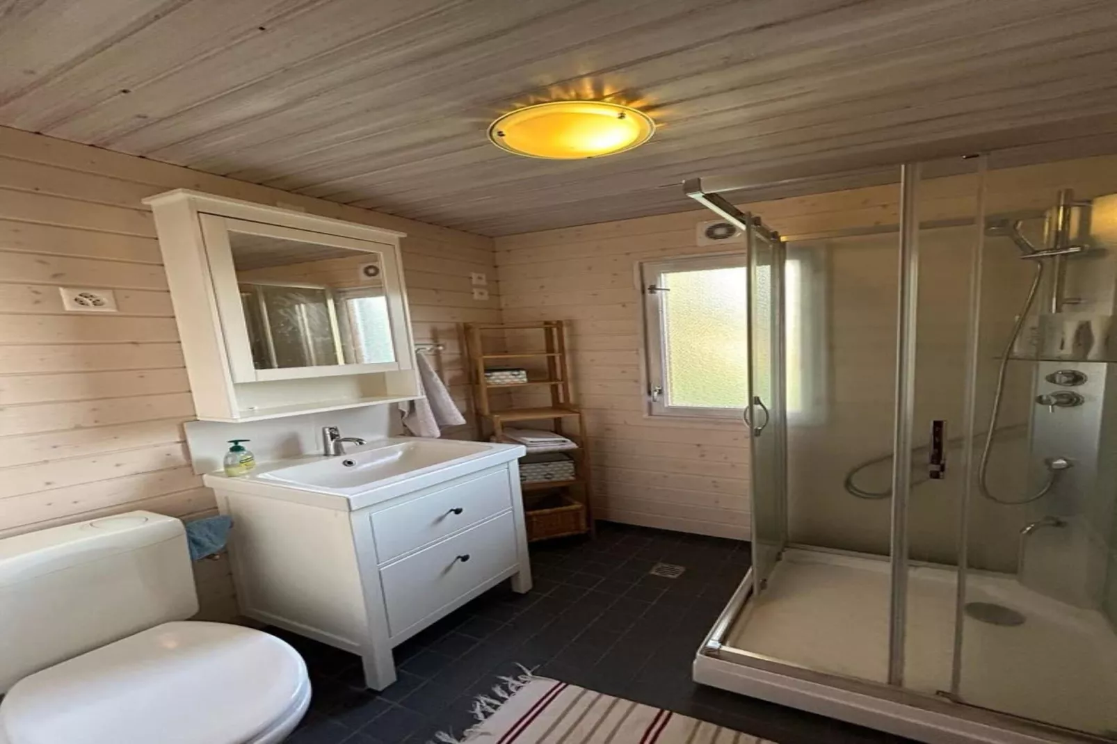 Porkka COSY & QUIET chalet 8 pers-Bathroom